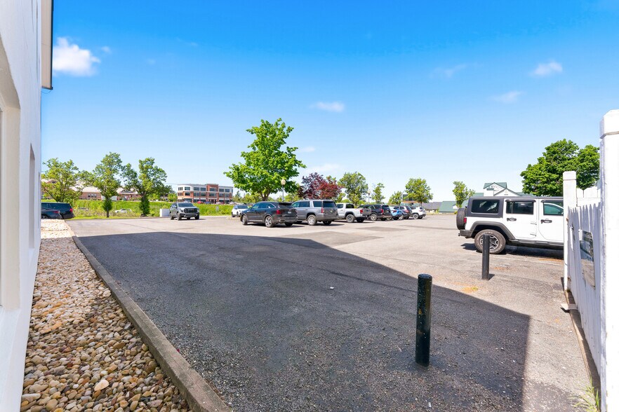 More Photos Of 7000 Hampton Ctr, Morgantown Office For Lease