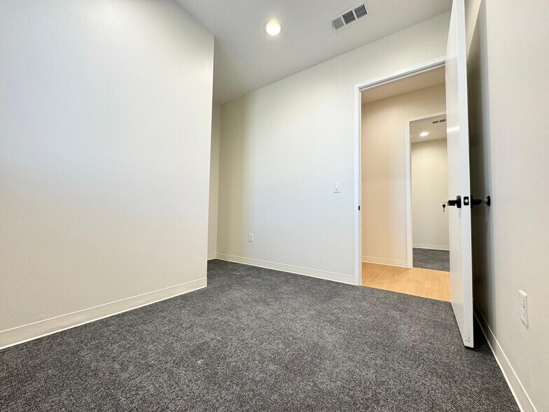 More Photos Of 1400 N Coit Rd, McKinney Unknown For Lease