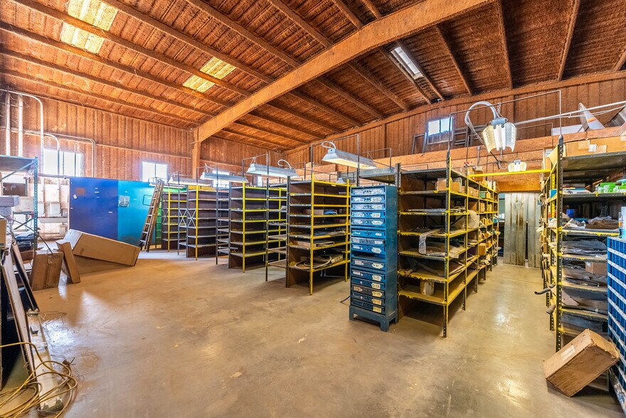 More Photos Of 397 E Evan Hewes Hwy, El Centro Auto Repair For Sale