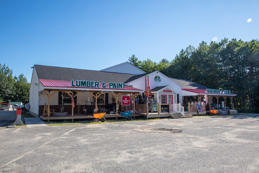 More Photos Of 190 Ossipee Trl E, Standish Freestanding For Sale