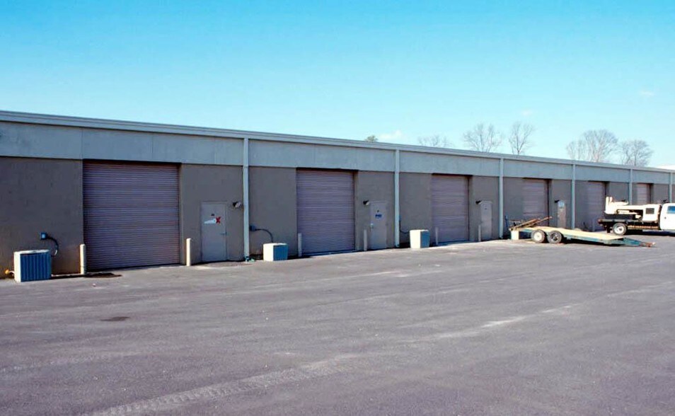 More Photos Of 1360 Union Hill Rd, Alpharetta Unknown For Lease