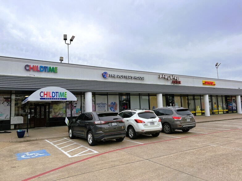 More Photos Of 9110 Jones Rd, Houston Storefront For Lease