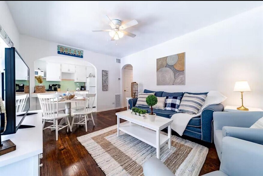 More Photos Of 2617 NE 13th Ct, Fort Lauderdale Apartments For Sale