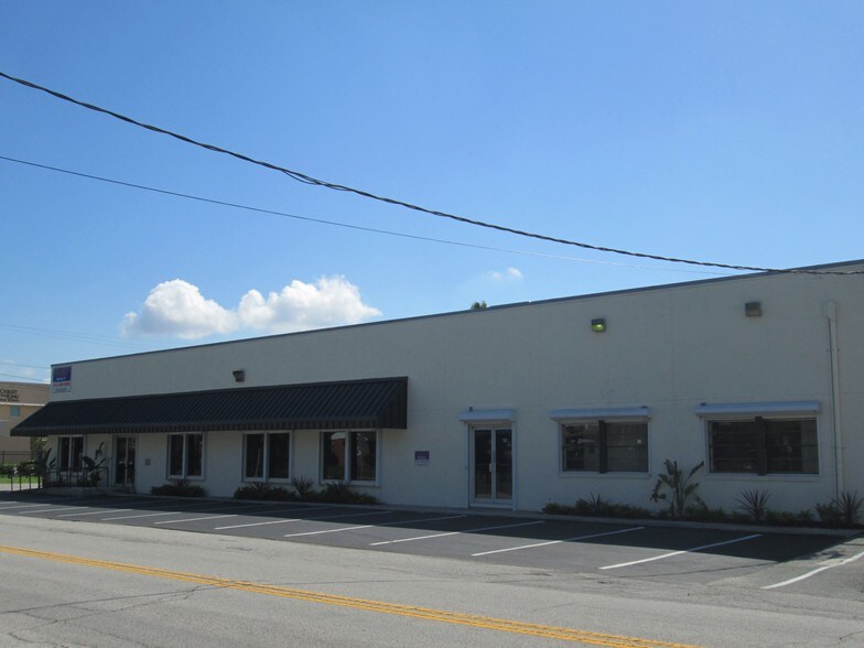 More Photos Of 1002 S Church Ave, Tampa Storefront For Lease