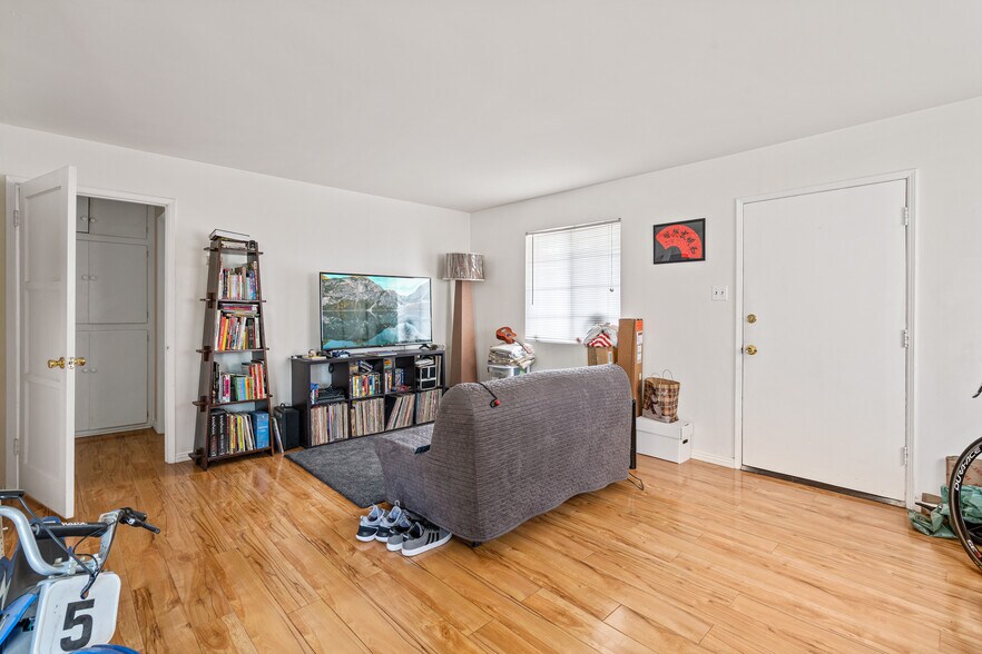 More Photos Of 6036-6038 Temple City Blvd, Temple City Apartments For Sale