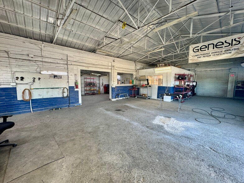 More Photos Of 1211 E Yosemite Ave, Madera Auto Repair For Sale