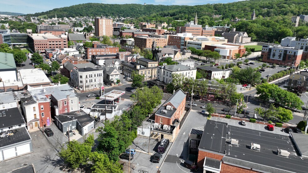 More Photos Of 215-217 Broadway, Bethlehem Restaurant For Lease