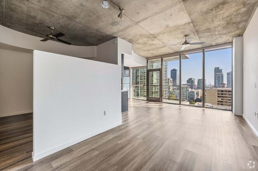 More Photos Of 801 S Hope St, Los Angeles Apartments For Lease