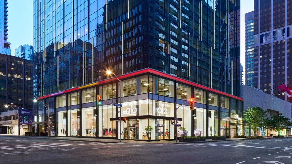 More Photos Of 60 Bloor St W, Toronto Office For Lease