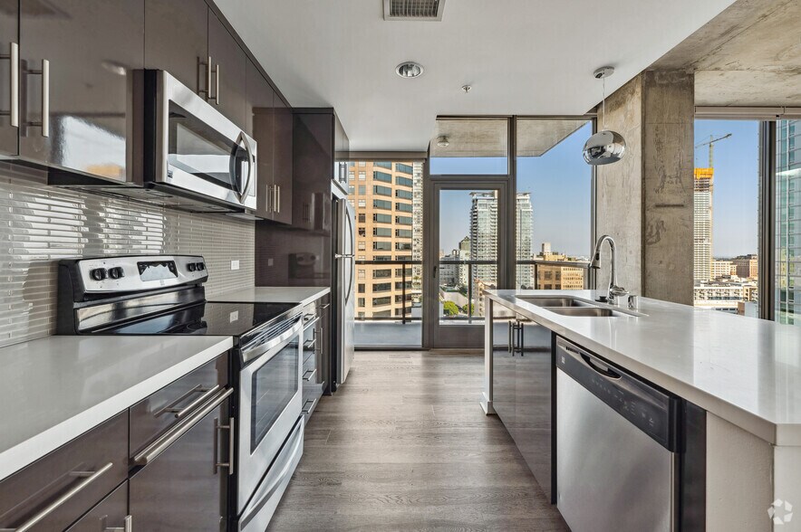 More Photos Of 801 S Hope St, Los Angeles Apartments For Lease