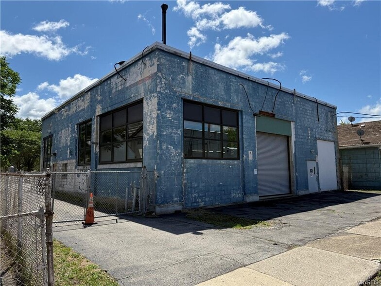 More Photos Of 64 Fillmore Ave, Buffalo Warehouse For Sale