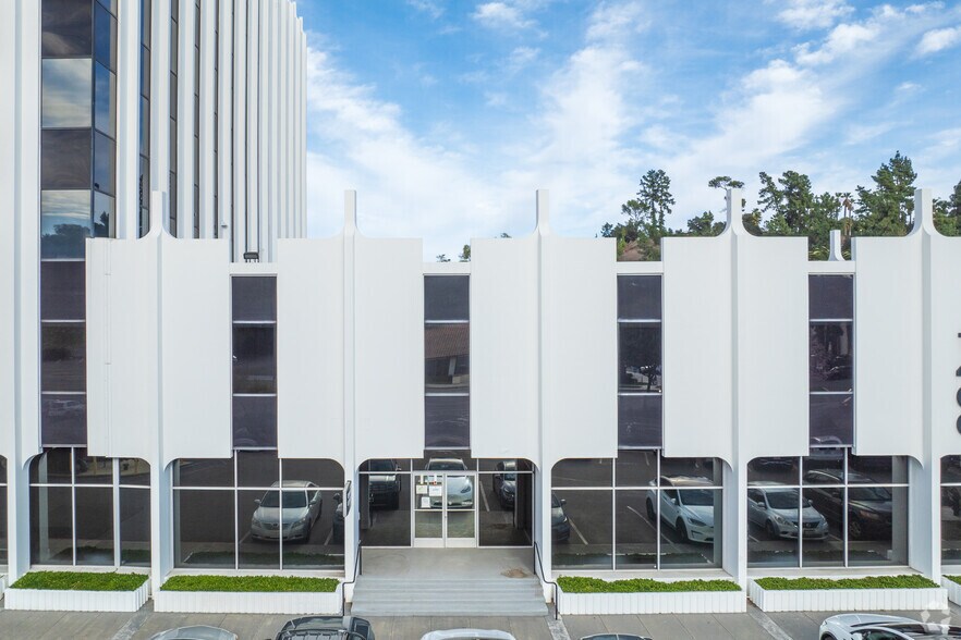 More Photos Of 1400 N Harbor Blvd, Fullerton Loft Creative Space For Lease