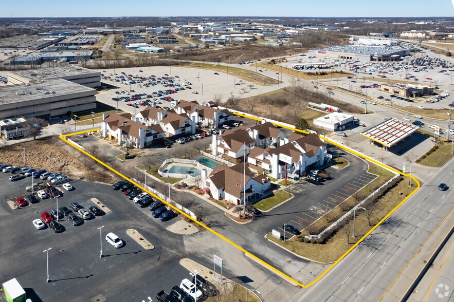 More Photos Of 4919 Lima Rd, Fort Wayne Hotel For Sale