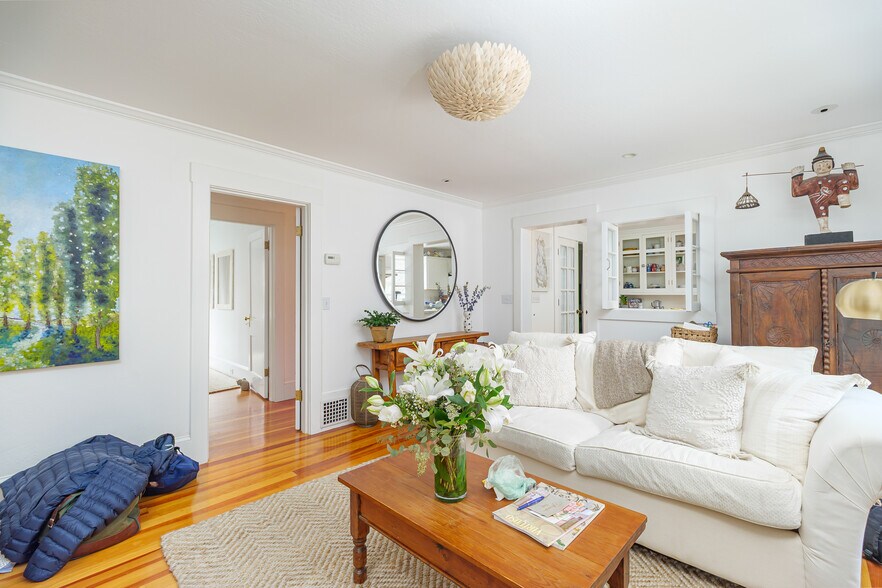 More Photos Of 65 Summit Ave, Mill Valley Apartments For Sale