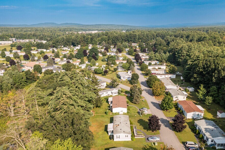More Photos Of 11 Tamarack Lane -1, Rochester Manufactured Housing Mobile Home Park For Sale