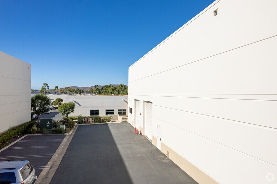 More Photos Of 1251 Puerta Del Sol, San Clemente Warehouse For Sale