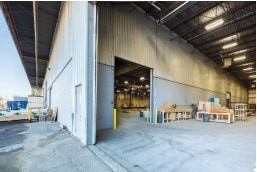More Photos Of 16011 128 Av NW, Edmonton Warehouse For Lease