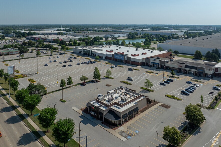 More Photos Of 264 S State Route 59, Naperville Restaurant For Sale