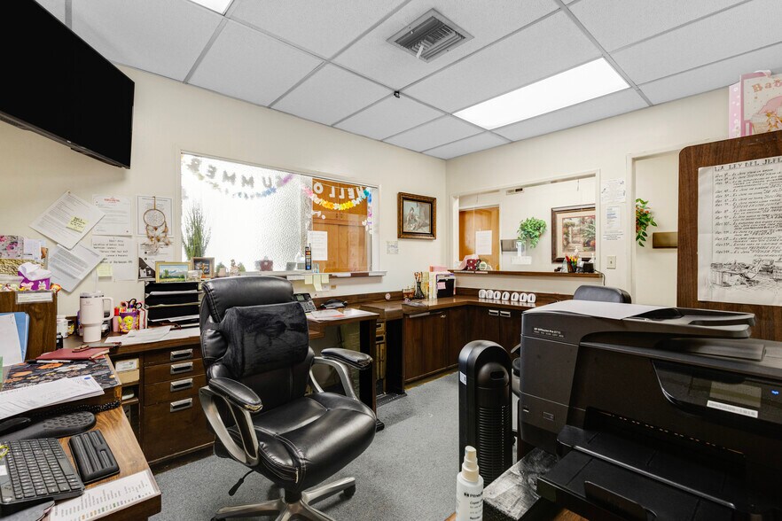 More Photos Of 3480 Live Oak St, Huntington Park Medical For Sale