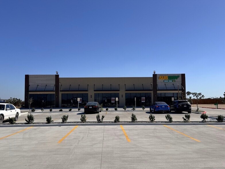 More Photos Of 2820 N International Blvd, Weslaco General Retail For Lease