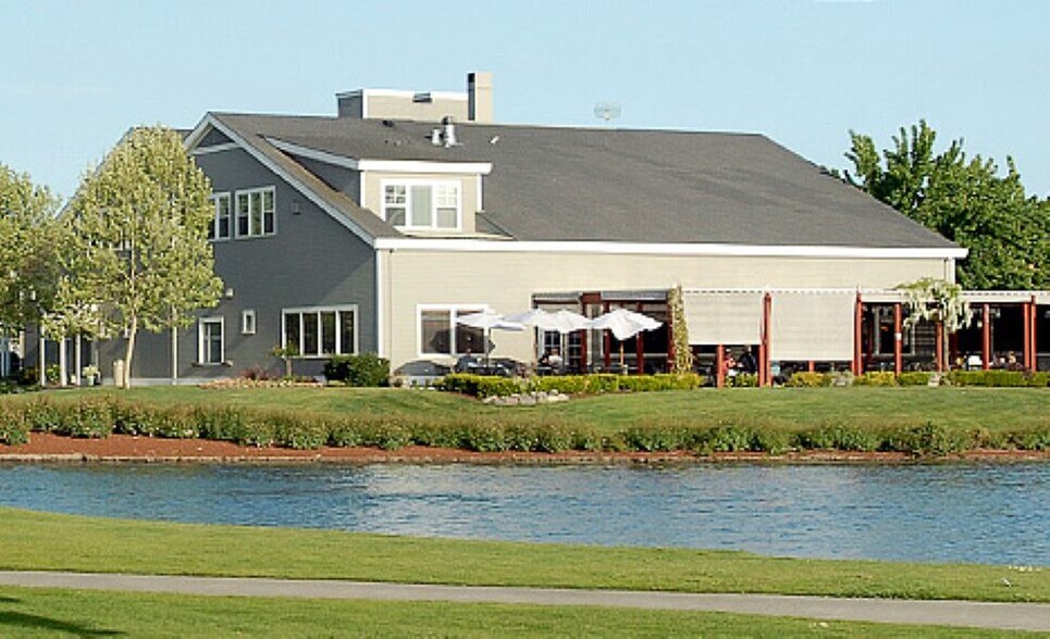 More Photos Of 1320 19th Hole Dr, Windsor Office For Lease