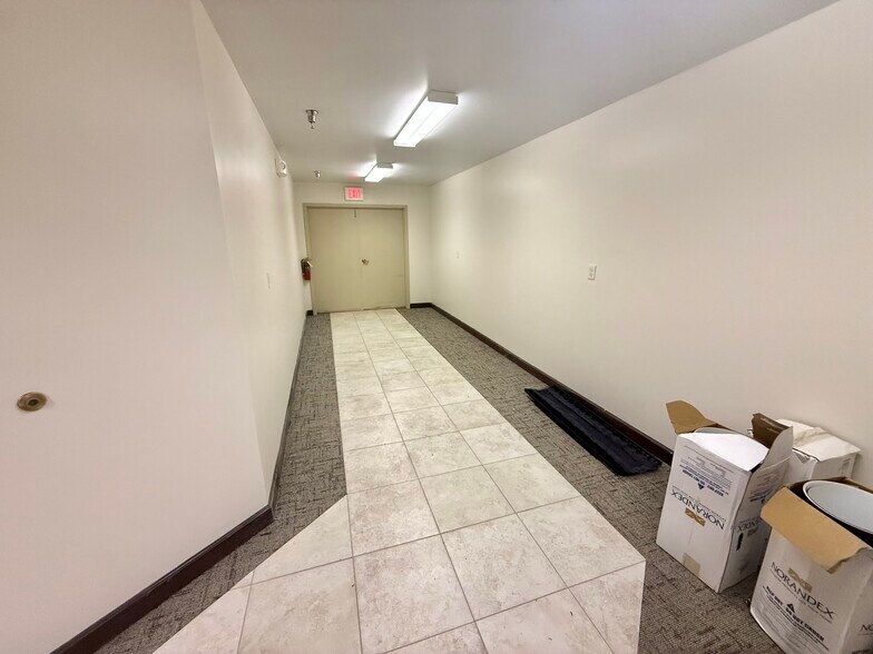 More Photos Of 200 E Lafayette St, Bloomington Service For Sale