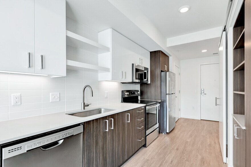 More Photos Of 11125 SE 21st St, Milwaukie Apartments For Lease