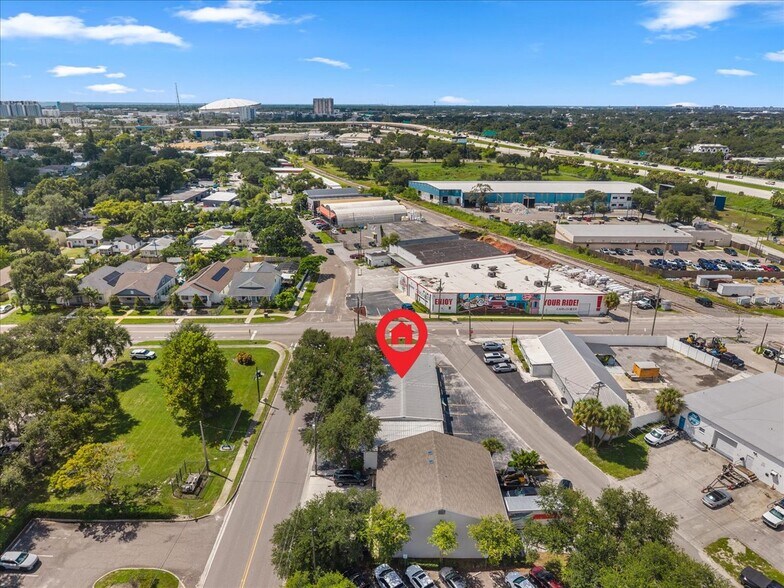 More Photos Of 1901 13th Ave N, Saint Petersburg Distribution For Lease