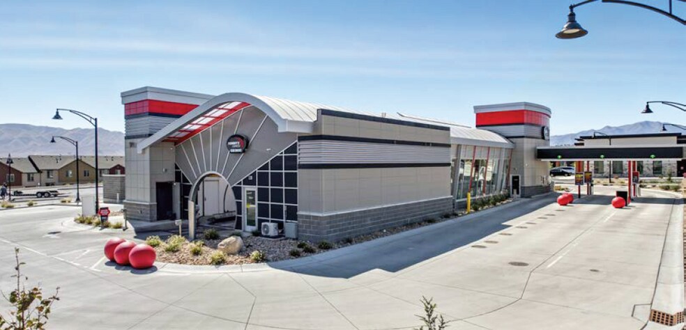 More Photos Of 309 E Crossroads Blvd, Saratoga Springs Carwash For Sale