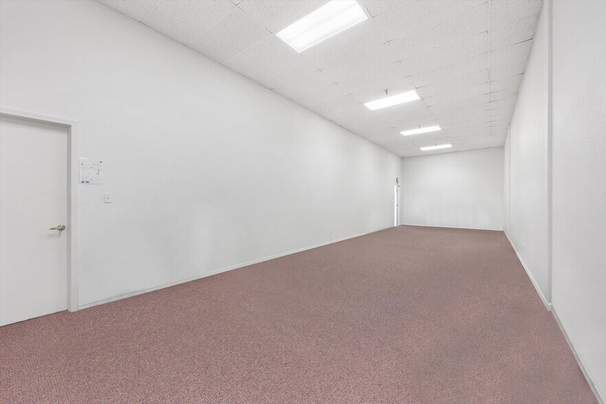 More Photos Of 6701 Niles St, Bakersfield Daycare Center For Sale