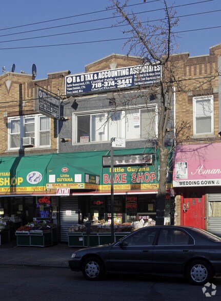 Primary Photo Of 124-13 Liberty Ave, South Richmond Hill Storefront Retail Office For Lease