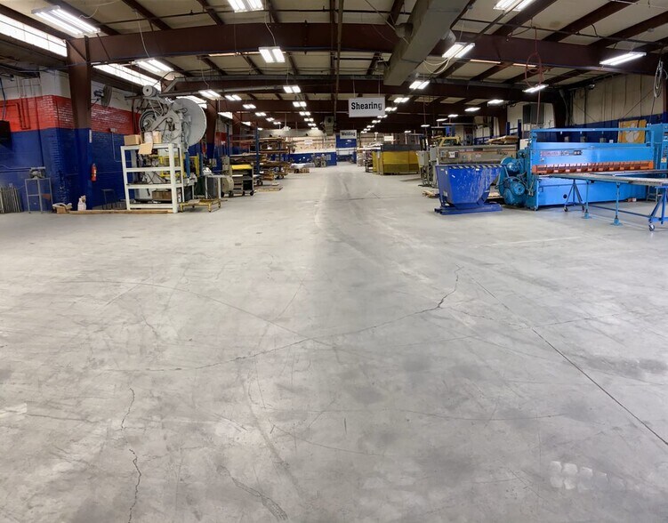 More Photos Of 1020 2nd Ave, Columbia Warehouse For Lease