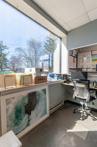 More Photos Of 2227 N 3rd Ave, Whitehall Service For Sale