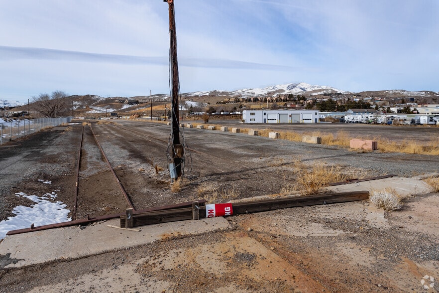 More Photos Of 276 E Parr Blvd, Reno Service For Lease