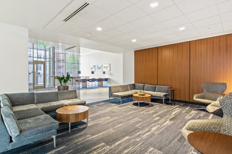 More Photos Of 1600 7th Ave, Seattle Office For Lease