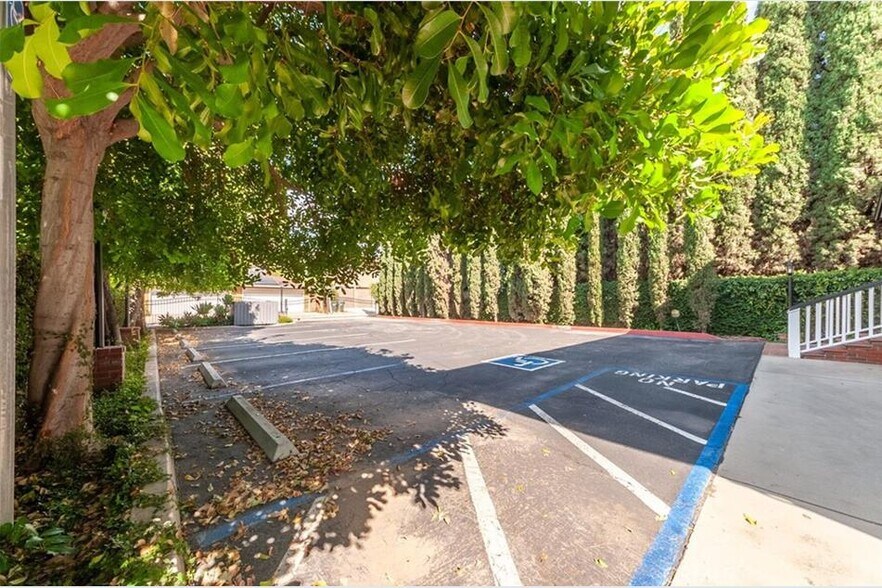 More Photos Of 339 Cajon St, Redlands Coworking Space