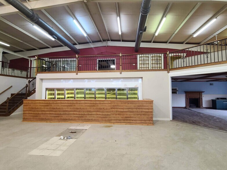 More Photos Of 360 Harold Ingram Hwy, Jefferson Service Station For Sale