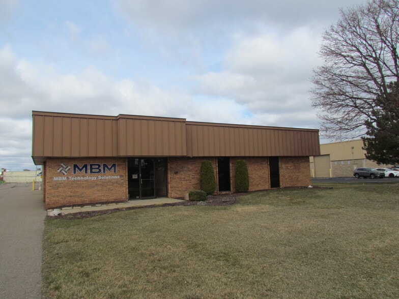 More Photos Of 375 Robbins Dr, Troy Light Distribution For Sale