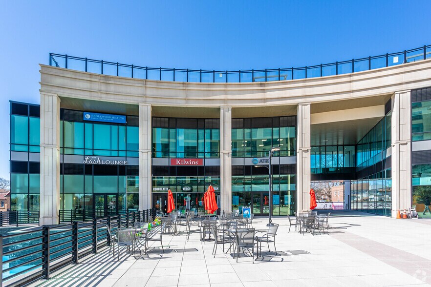 More Photos Of 1 Towne Ctr, Cliffside Park Apartments For Lease