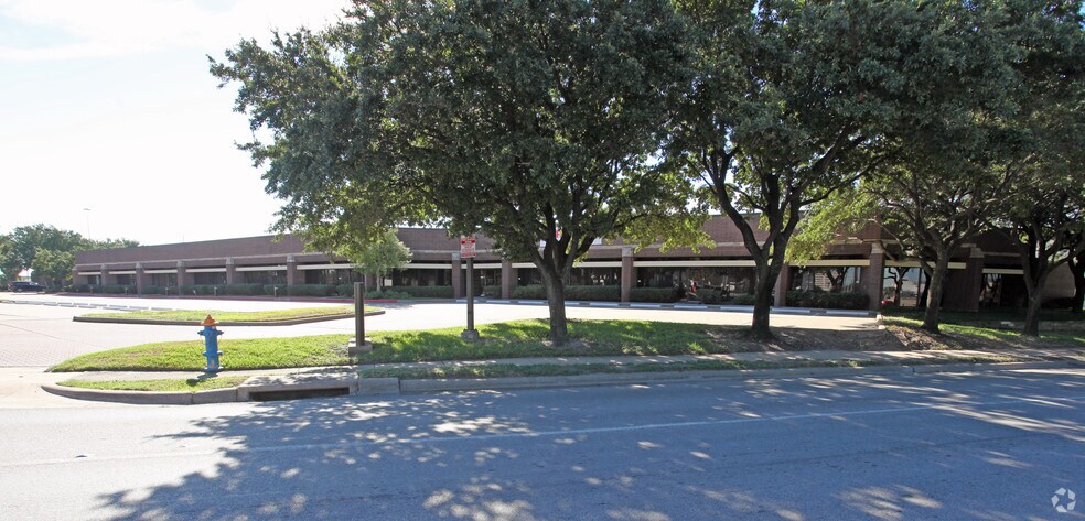 Primary Photo Of 1500 N Post Oak Rd, Houston Flex For Lease