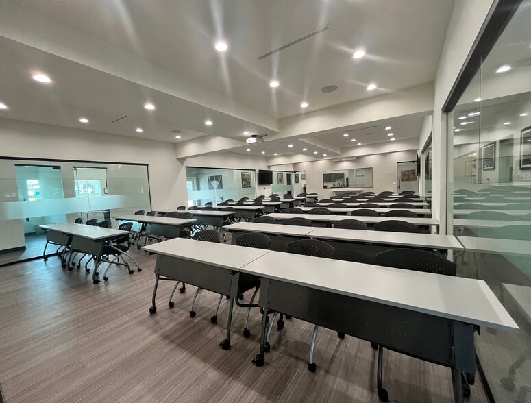 More Photos Of 36 S Kinneloa Ave, Pasadena Office For Lease