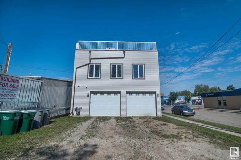 More Photos Of 10201 100 Av, Morinville Office Residential For Sale