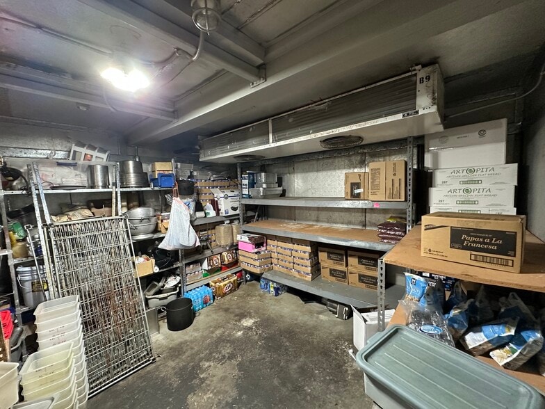 More Photos Of 1399 W Littleton Blvd, Littleton Restaurant For Sale