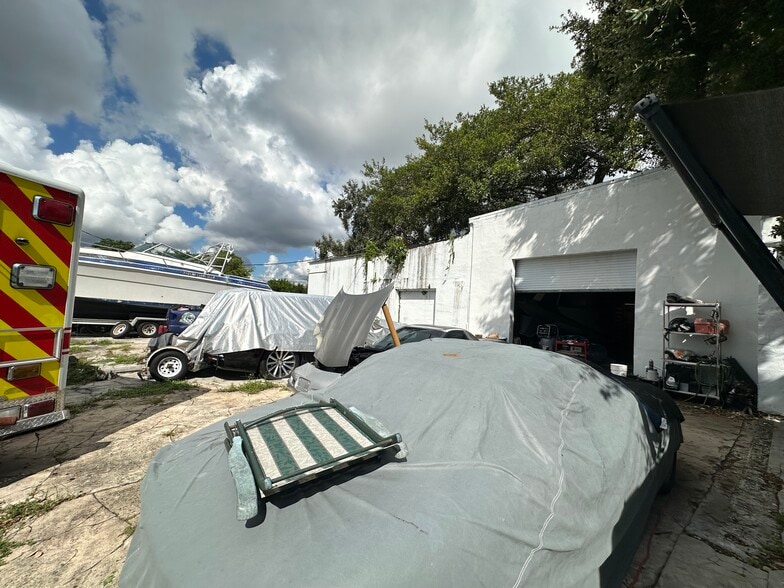 More Photos Of 112-115 NW 4 Ave, Dania Beach Warehouse For Lease