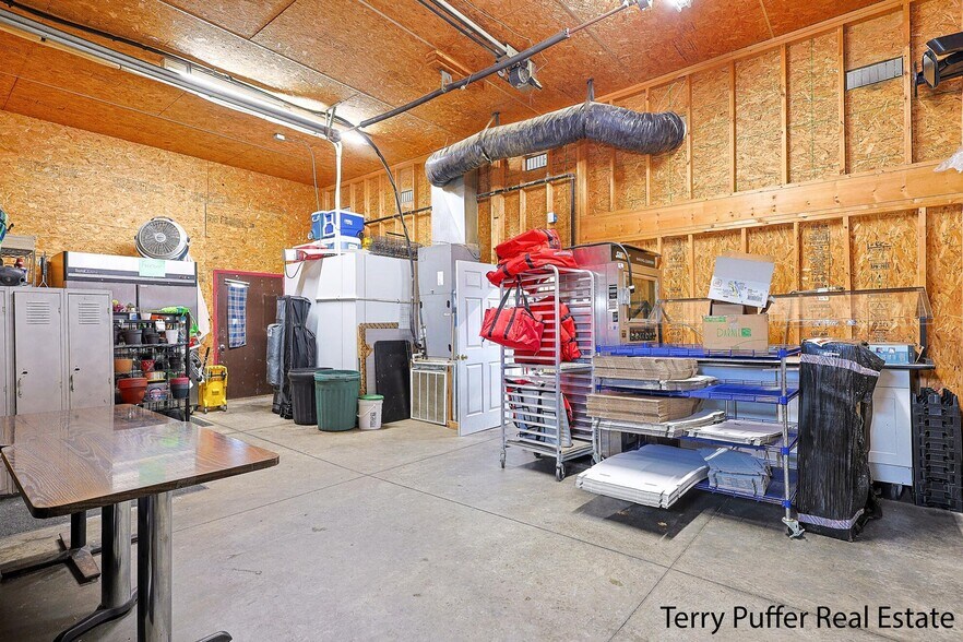 More Photos Of 246 Division St, Hesperia General Retail For Sale