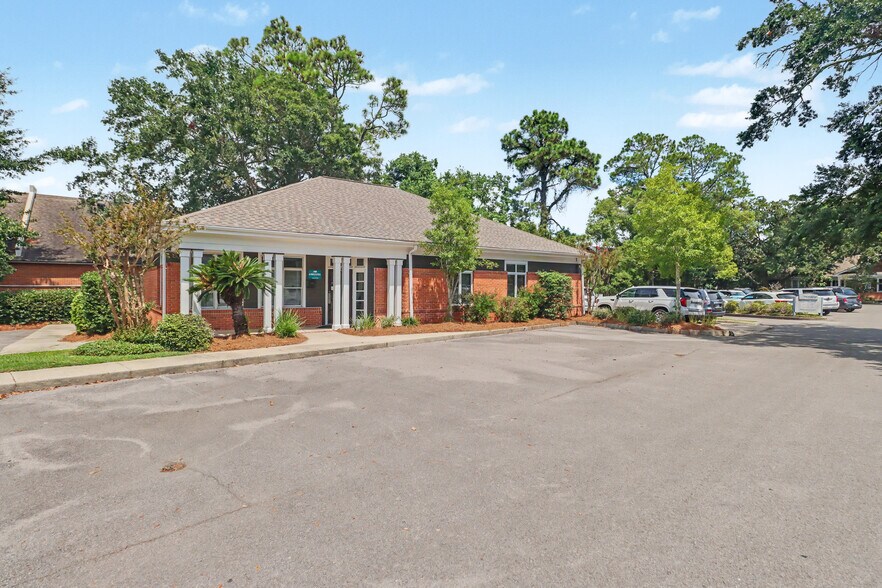 More Photos Of 930 Courthouse Rd, Gulfport Healthcare For Sale