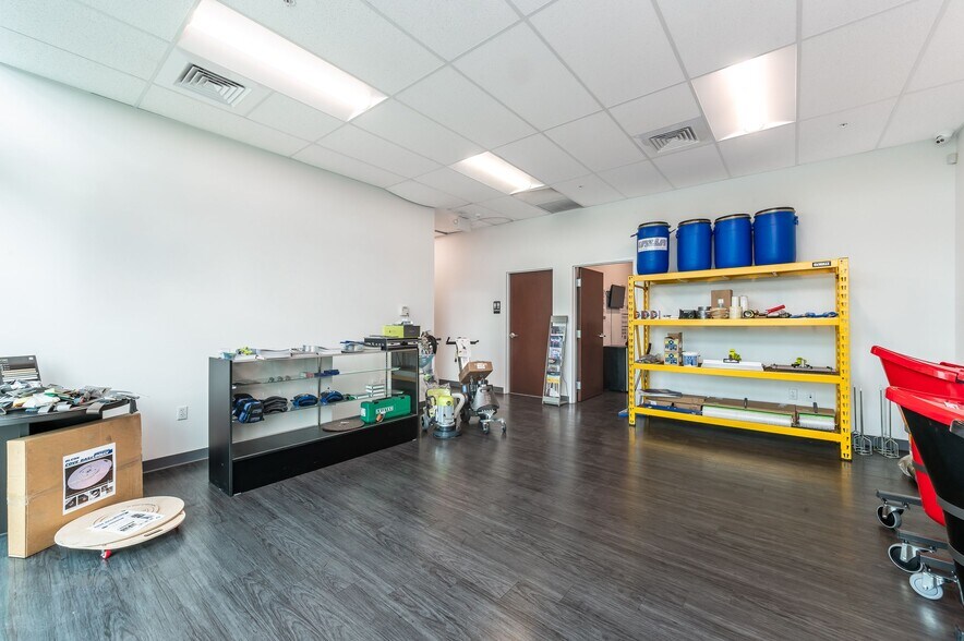 More Photos Of 475 N Cleary Rd, West Palm Beach Warehouse For Lease