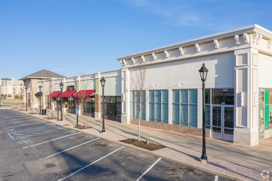 More Photos Of 3210-3290 Levis Commons Blvd, Perrysburg Unknown For Lease
