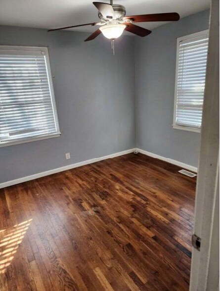 More Photos Of 904 14th Ave N, Nashville Office For Lease