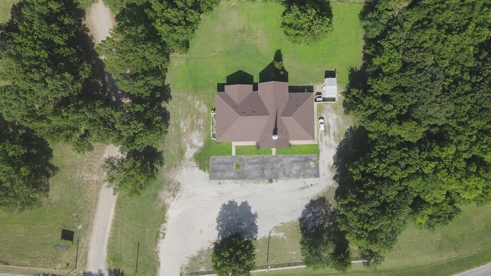 Primary Photo Of 33429 NCR 3270 Rd, Davis Lodge Meeting Hall For Sale